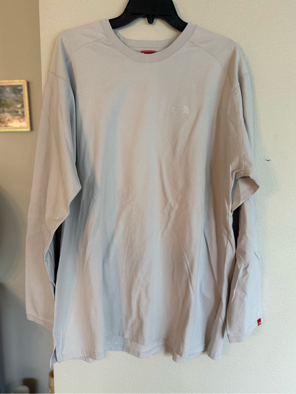 The North Face Men’s Long Sleeve Crew - Light Gray